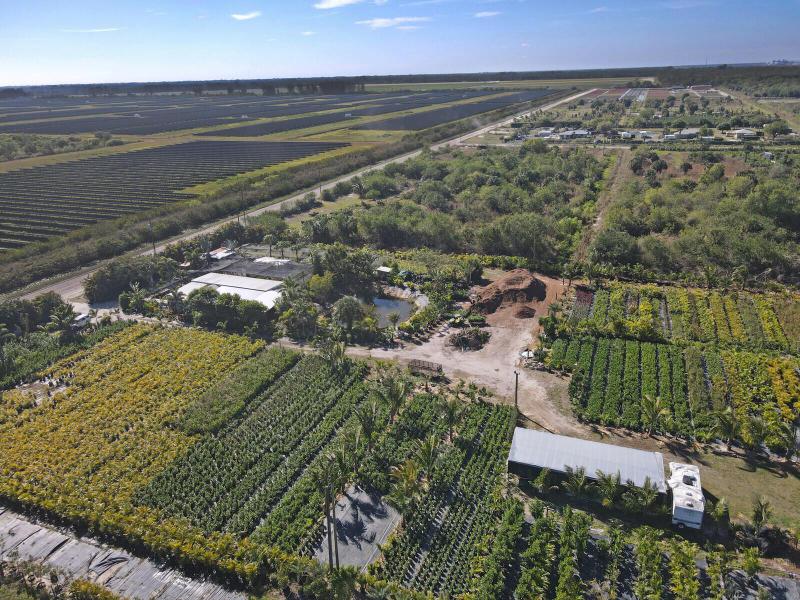  Commercial & Industrial Land Images 