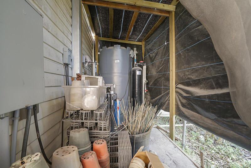  Commercial & Industrial Land Images 