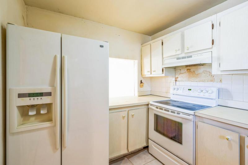  Condo & Townhome Photos