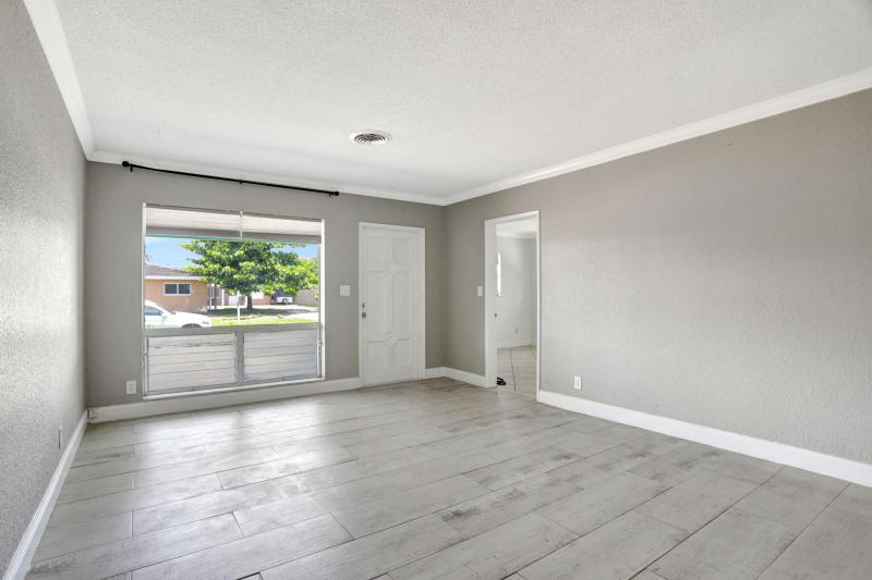 Duplex, Triplex and Fourplex Images