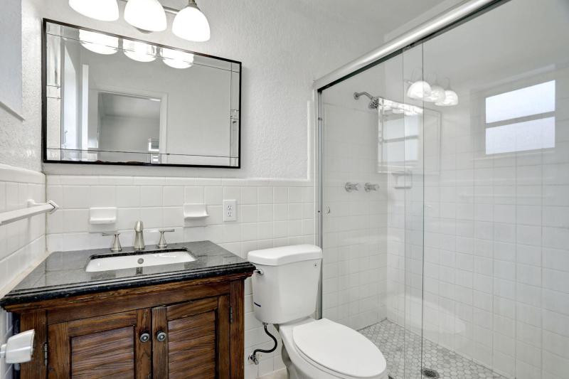 Duplex, Triplex and Fourplex Images