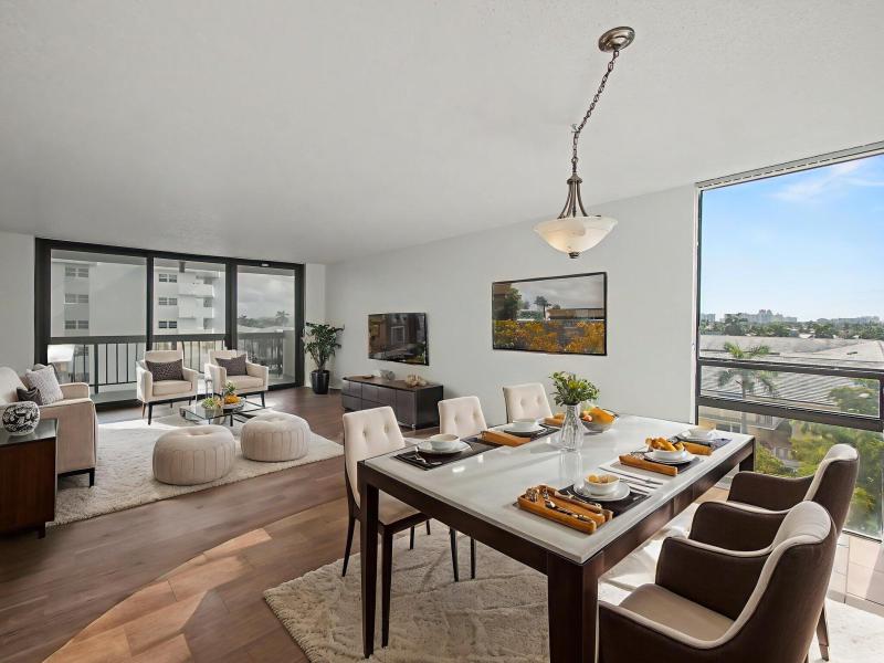  Condo & Townhome Photos