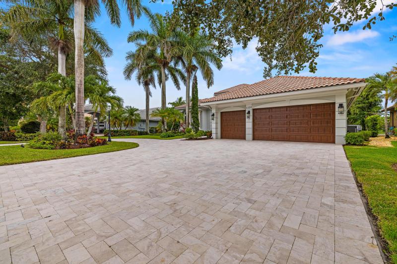 Single Family Homes Photo 3:  Coral Springs,  FL 33076