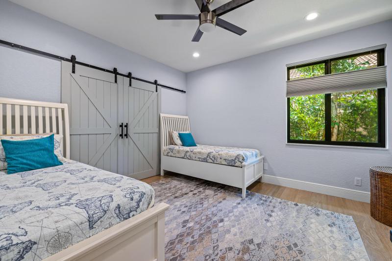  Single Family Homes Photo 36:  Coral Springs,  FL 33076