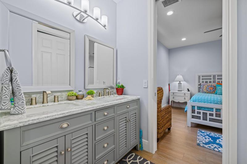  Single Family Homes Photo 39:  Coral Springs,  FL 33076