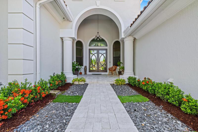  Single Family Homes Photo 8:  Coral Springs,  FL 33076