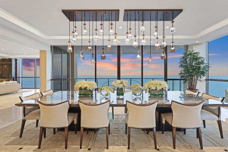  Condo & Townhome Photos