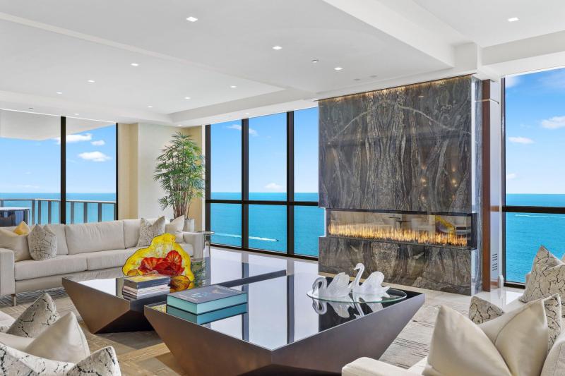  Condo & Townhome Photos