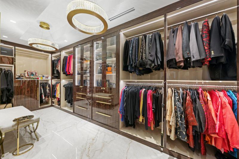  Condo & Townhome Photos