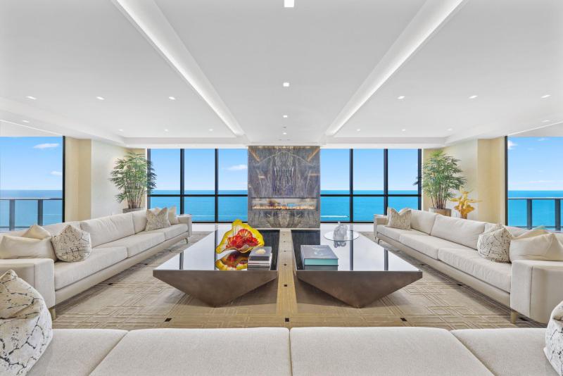  Condo & Townhome Photos