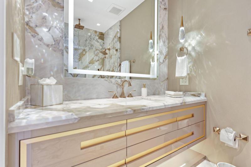  Condo & Townhome Photos