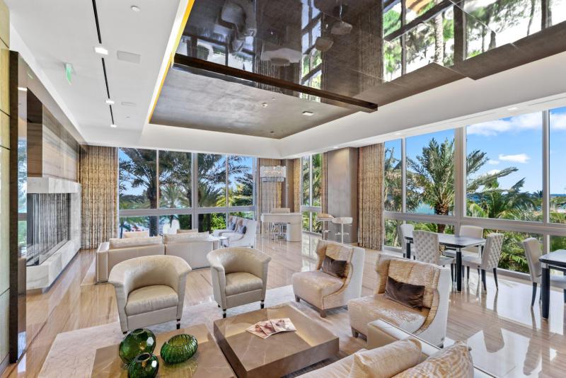  Condo & Townhome Photos