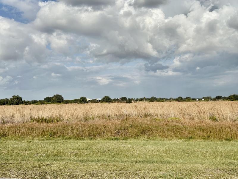  Commercial & Industrial Land Images 