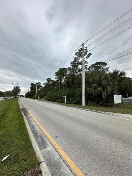  Commercial & Industrial Land Images 