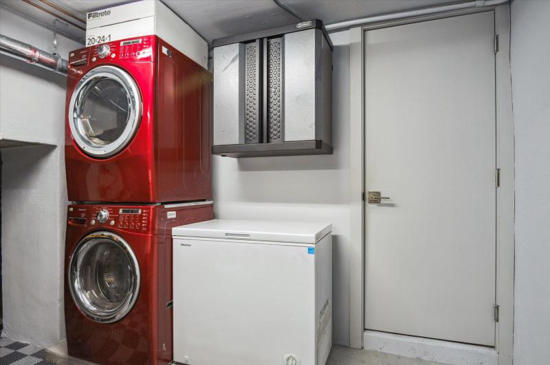  Condo & Townhome Photos