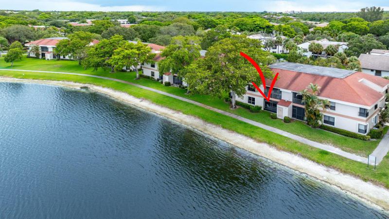  Condo & Townhome Photos