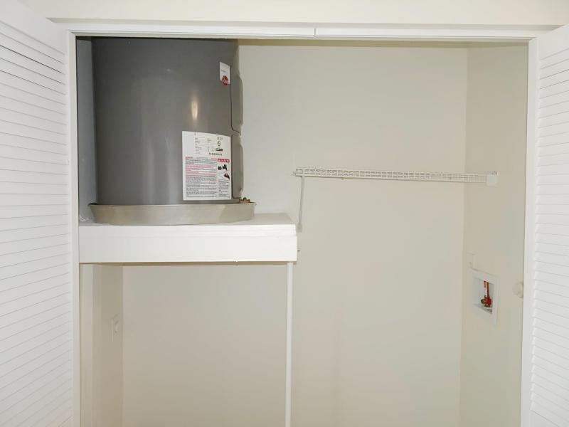  Condo & Townhome Photos