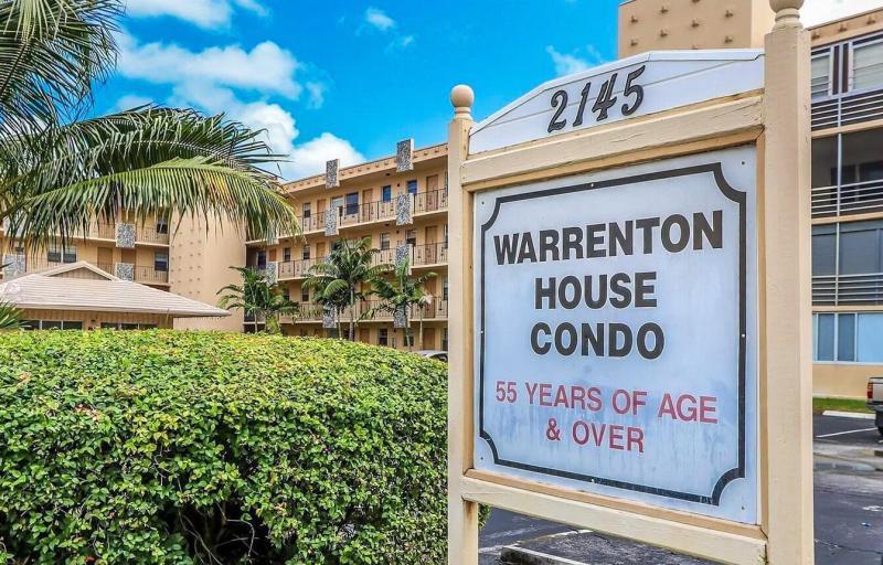 Condo & Townhome Photos