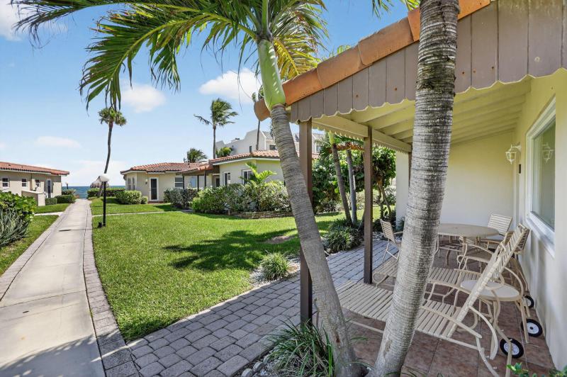  Condo & Townhome Photos