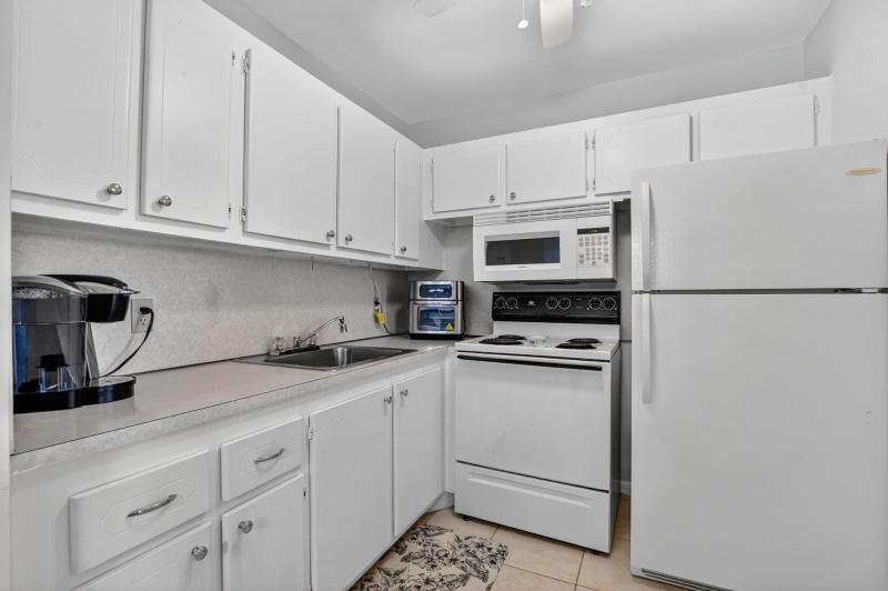  Condo & Townhome Photos