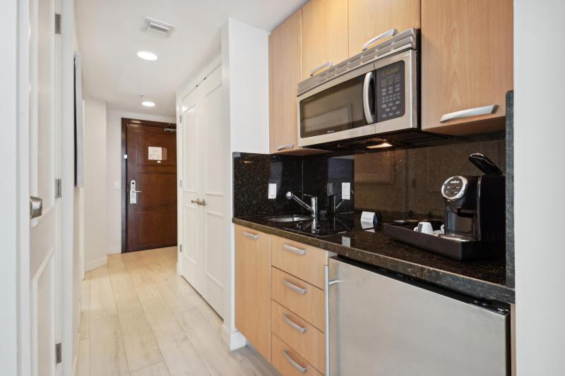  Condo & Townhome Photos