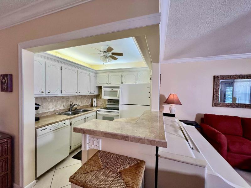  Condo & Townhome Photos