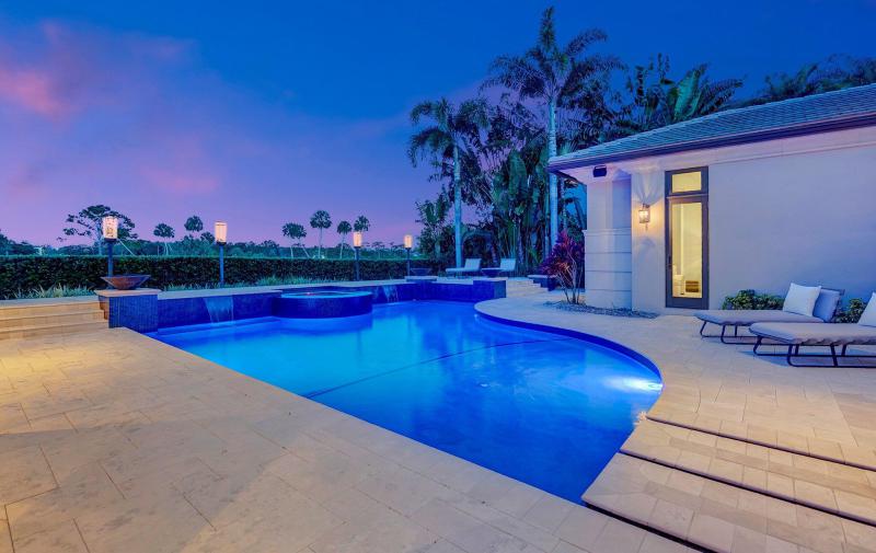  Single Family Homes Photo 70:  Palm Beach Gardens,  FL 33418
