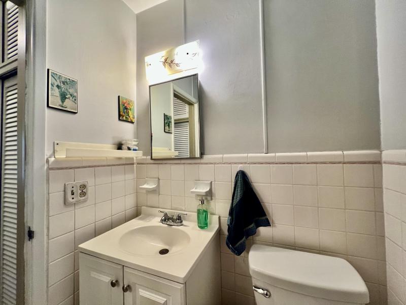  Condo & Townhome Photos