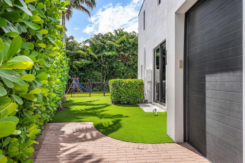  Single Family Homes Photo 61:  Boca Raton,  FL 33432