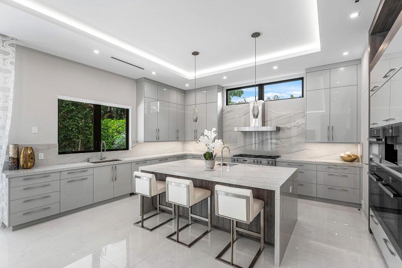  Single Family Homes Photo 9:  Boca Raton,  FL 33432