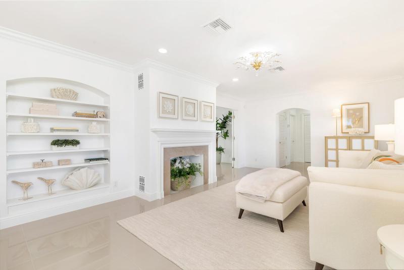  Single Family Homes Photo 14:  West Palm Beach,  FL 33405