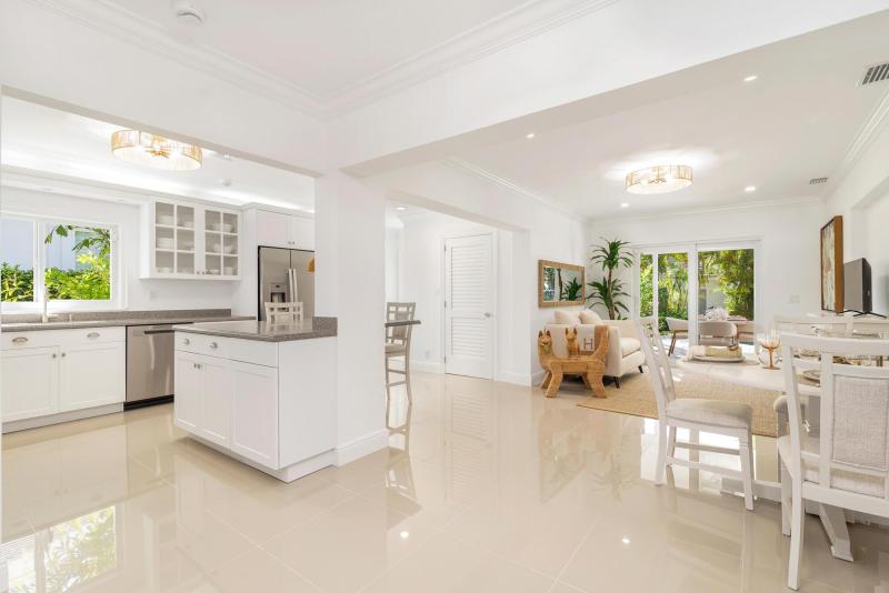  Single Family Homes Photo 19:  West Palm Beach,  FL 33405