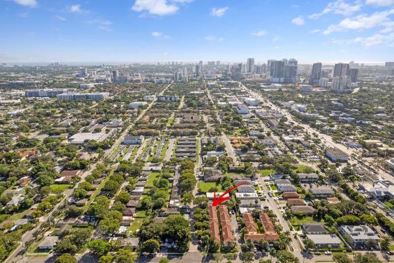  Condo & Townhome Photos