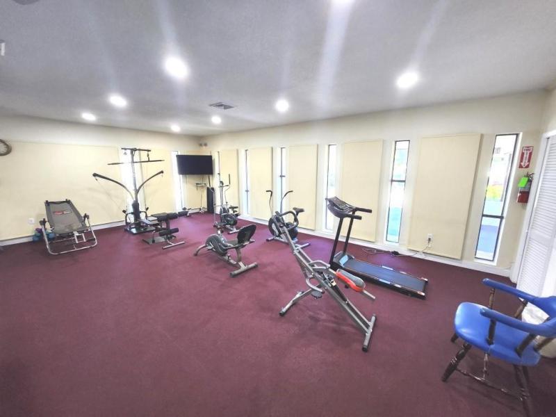  Condo & Townhome Photos