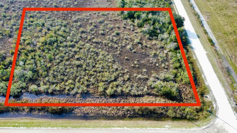  Commercial & Industrial Land Images 