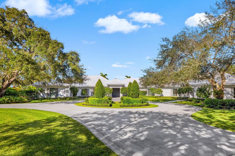  Single Family Homes Photo 4:  Village of Golf,  FL 33436