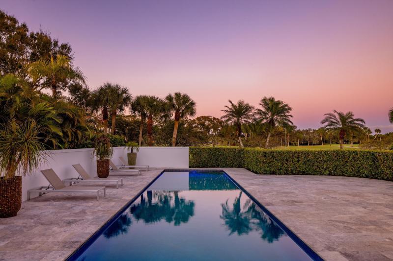  Single Family Homes Photo 50:  Village of Golf,  FL 33436