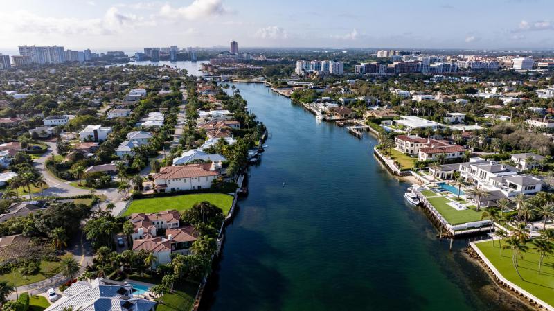  Single Family Homes Photo 13:  Boca Raton,  FL 33432
