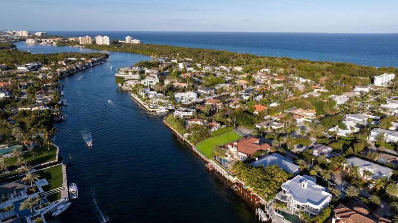  Single Family Homes Photo 14:  Boca Raton,  FL 33432