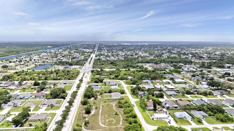  Commercial & Industrial Land Images 