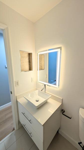  Condo & Townhome Photos