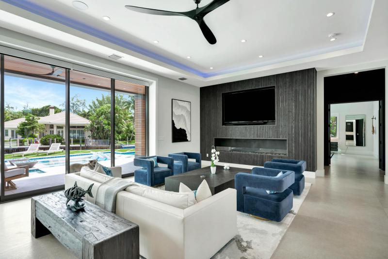  Single Family Homes Photo 11:  Palm Beach Gardens,  FL 33410
