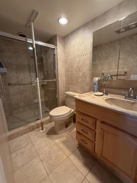  Condo & Townhome Photos