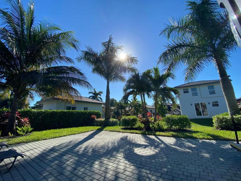 Duplex, Triplex and Fourplex Images